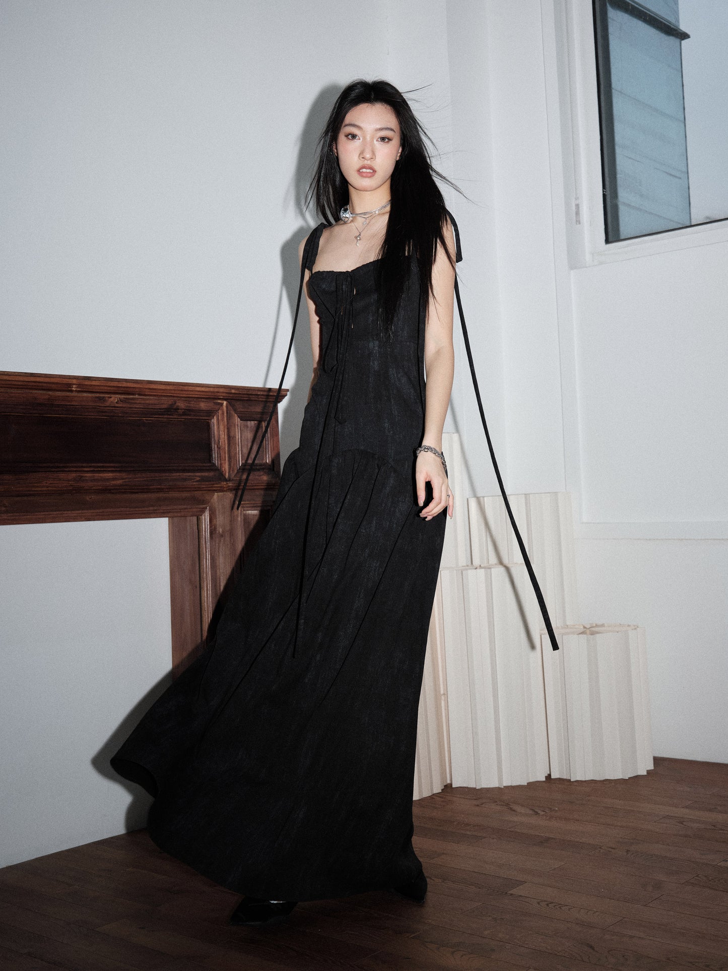 Hollow Lace-Up Extra Long Dress