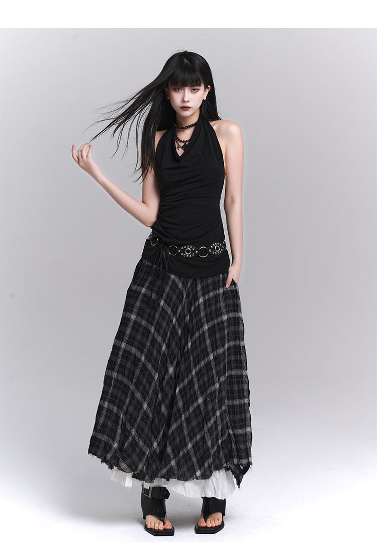 Pleated long skirt