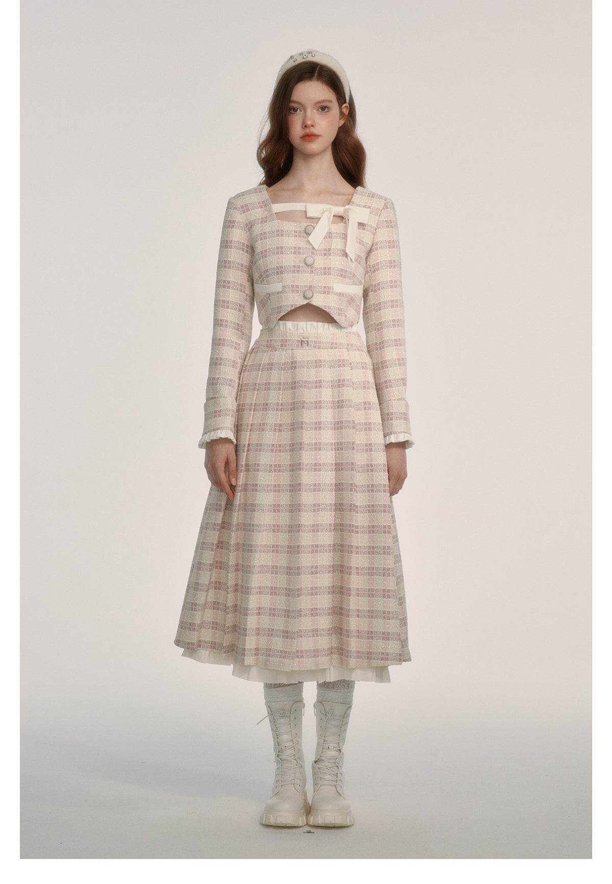 Checkered square neck ribbon jacket & long checkered skirt