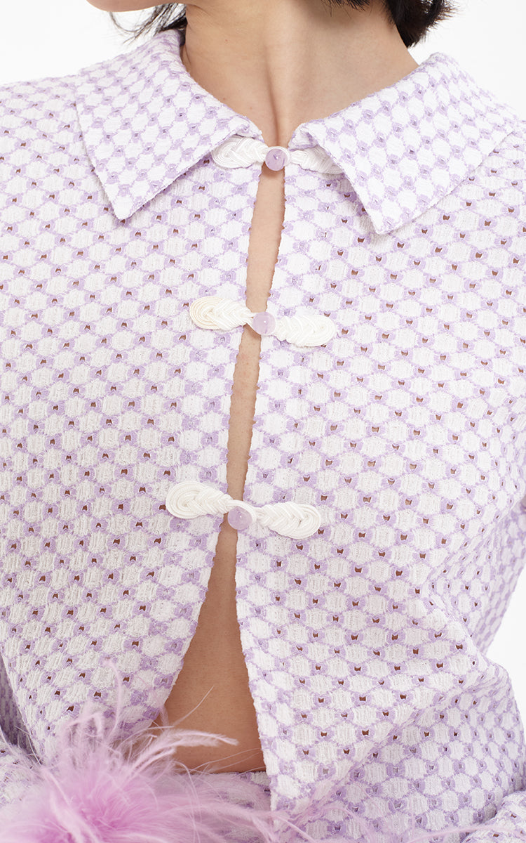 Short length slim fit back ribbon set-up