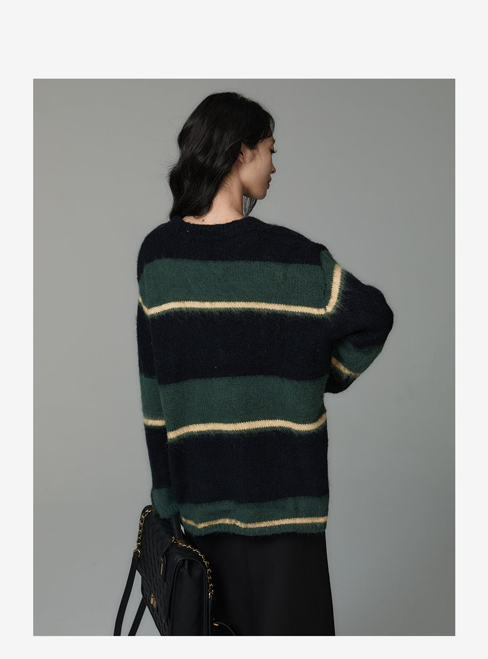 Retro striped round neck loose sweater