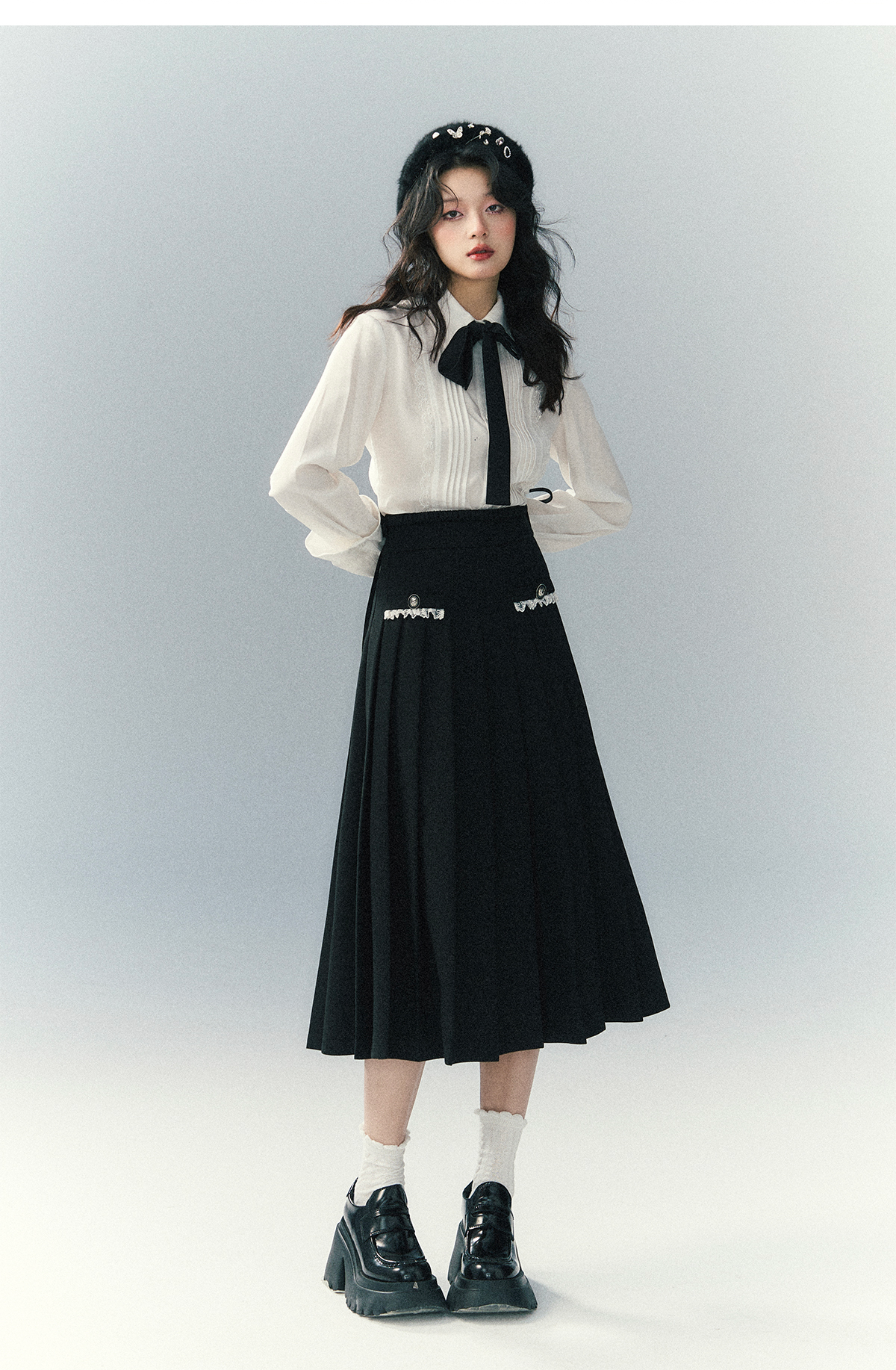 Black Collar Lace Pleated Skirt Setup