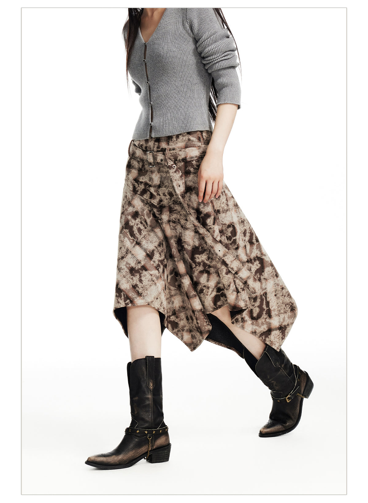 Irregular A-line skirt