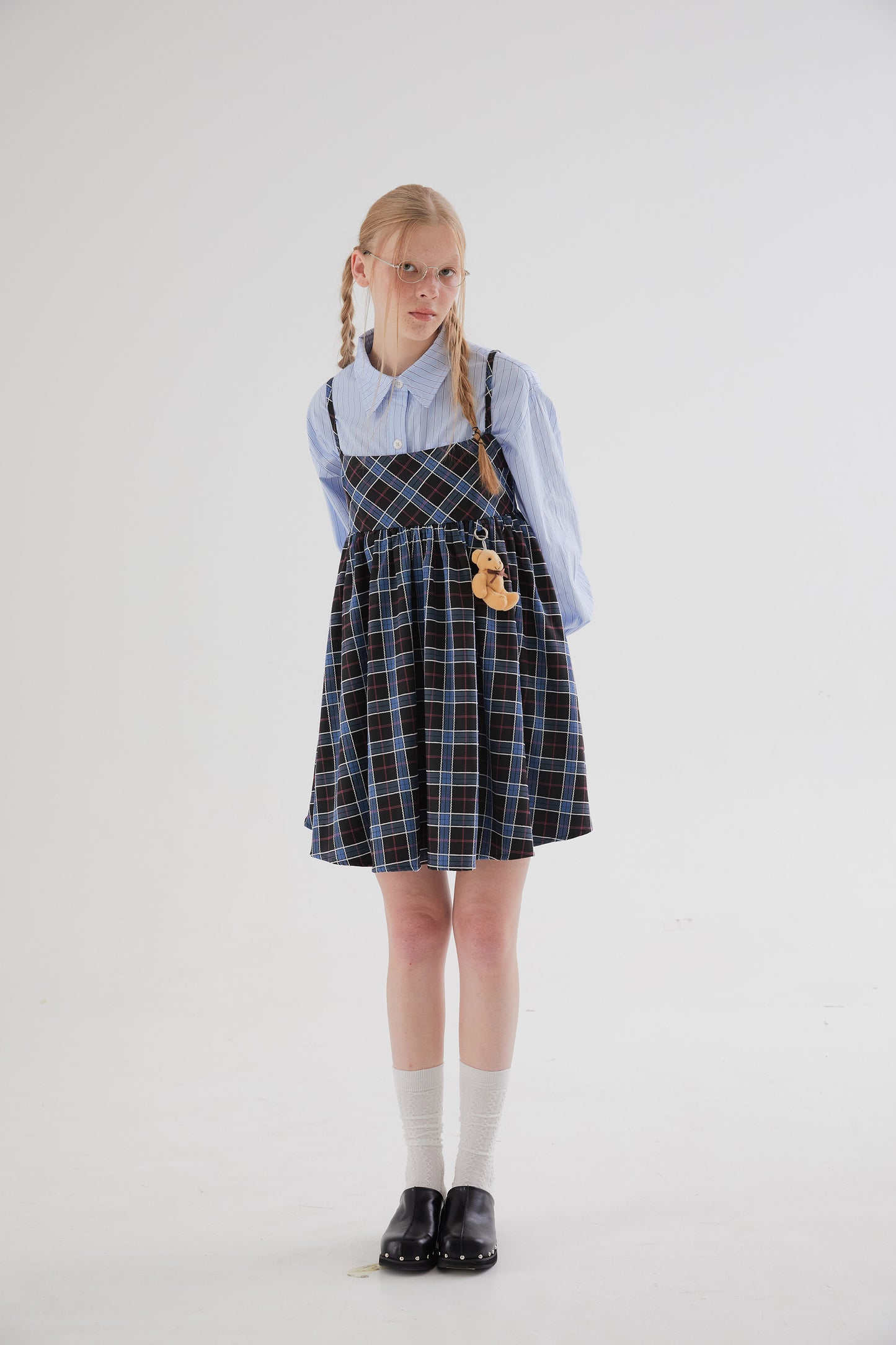 Plaid square-neck suspender dress