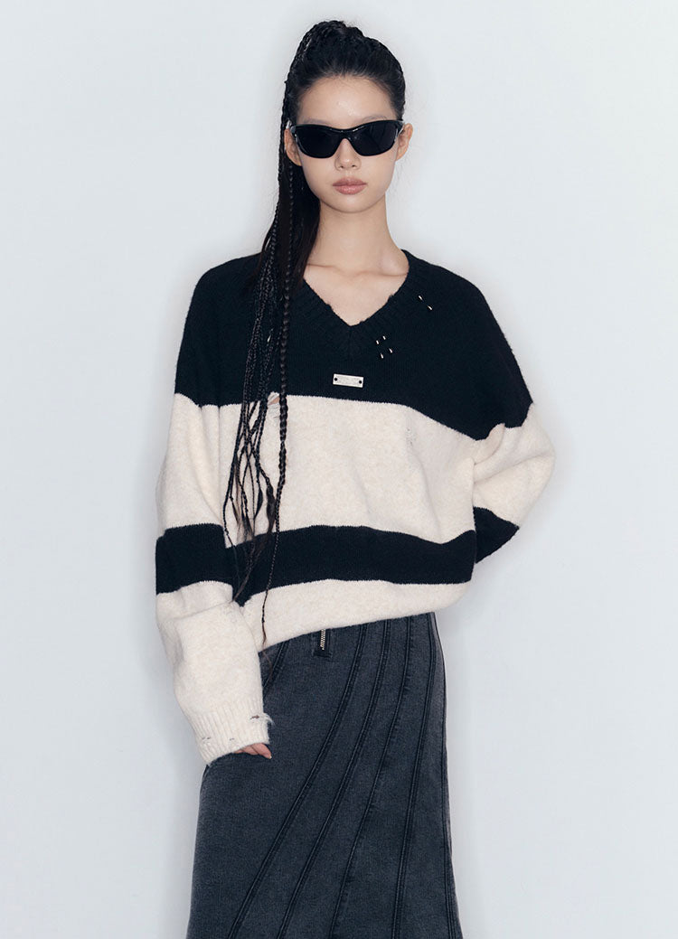 Color Scheme Irregular Niche V-Neck Sweater